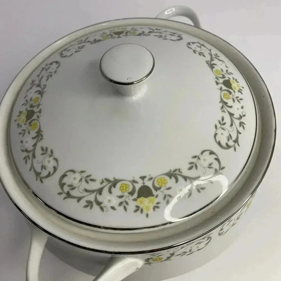 Sterling Fine China Japan Florentine‎ Soup Tureen Covered Vegetable Dish Vintage - Picture 4 of 6